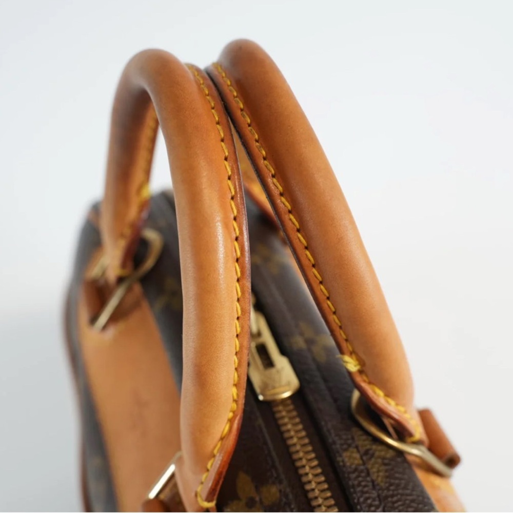 🎉 24 Hour Sale 💯Authentic LOuis Vuitton Trouville Handbag 👜 - Picture 10 of 15